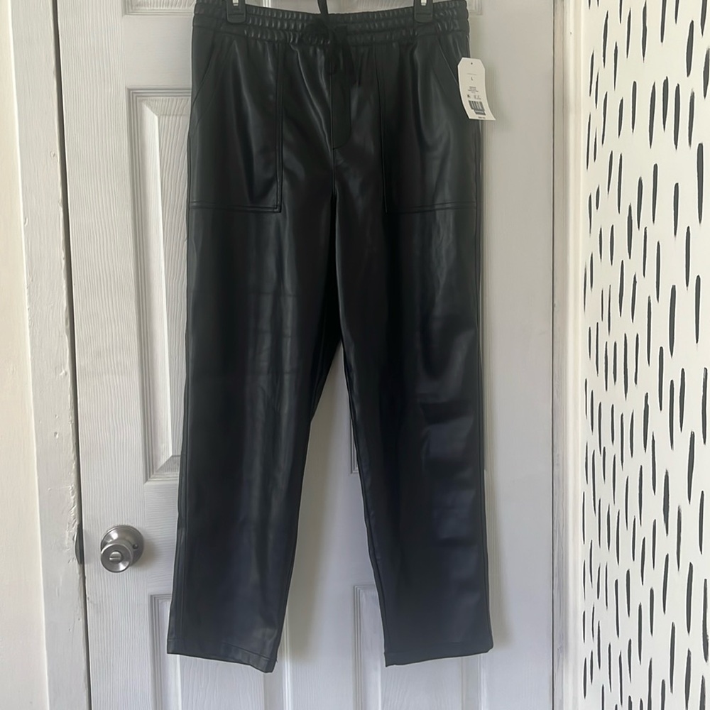 Wonderly pleather pants size large